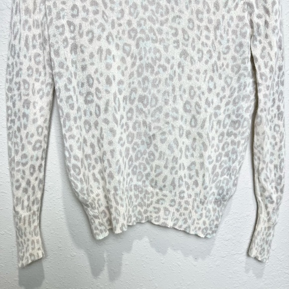 360 Cashmere 100% Cashmere Leopard Animal Print Sweater Size Extra Small - Picture 4 of 7